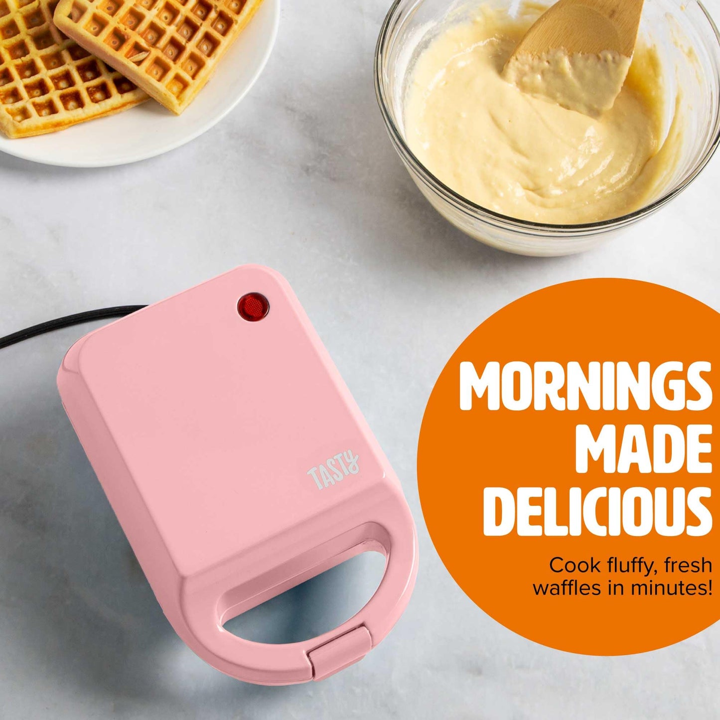 Mini Nonstick Waffle Maker, Perfect for Individual Waffles, Hash Browns, Brownies and more, Quick Results, Easy Clean Up, 600W, Pink