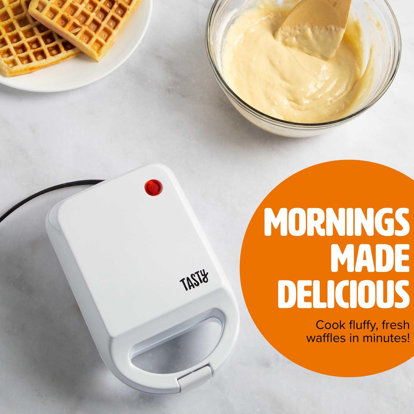 Mini Nonstick Waffle Maker, Perfect for Individual Waffles, Hash Browns, Brownies and more, Quick Results, Easy Clean Up, 600W, Pink